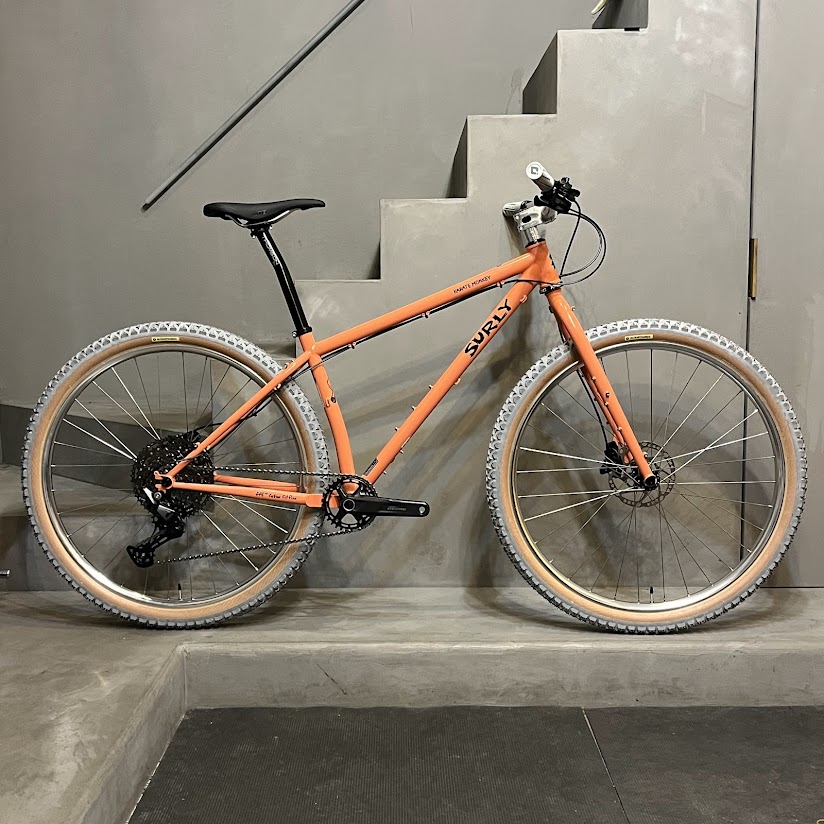 Surly サーリー Karate Monkey カラテモンキー 組み付けしました